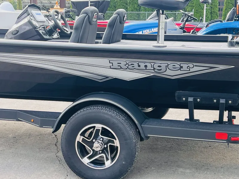 Slide: The Image of Ranger RT198P 2024 - 40