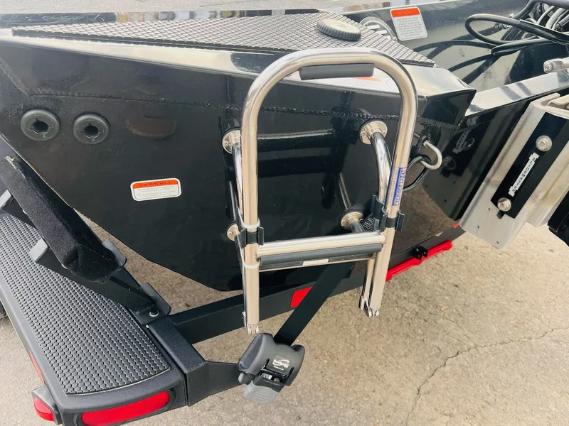 Slide: The Image of Ranger RT198P 2024 - 43