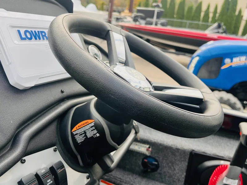 Slide: The Image of Ranger RT198P 2024 - 44