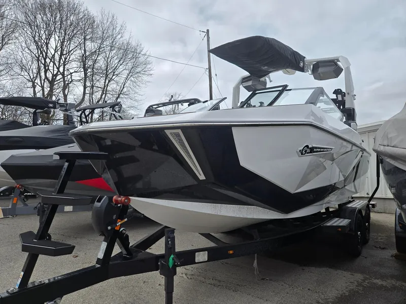 Slide: The Image of Nautique Super Air Nautique G21 2026 - 3