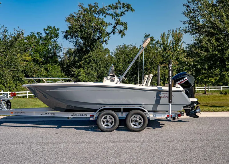 Slide: The Image of Scout 188 Sport Dorado 2026 - 2