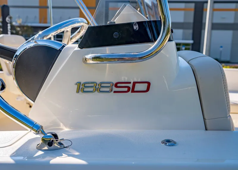 Slide: The Image of Scout 188 Sport Dorado 2026 - 29