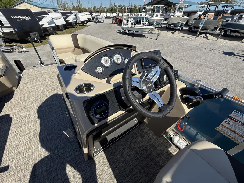 Slide: The Image of SunCatcher Select Series 20C-90HP SHO YAMAHA 2026 - 11