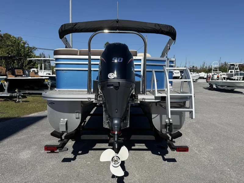 Slide: The Image of SunCatcher Select Series 20C-90HP SHO YAMAHA 2026 - 4