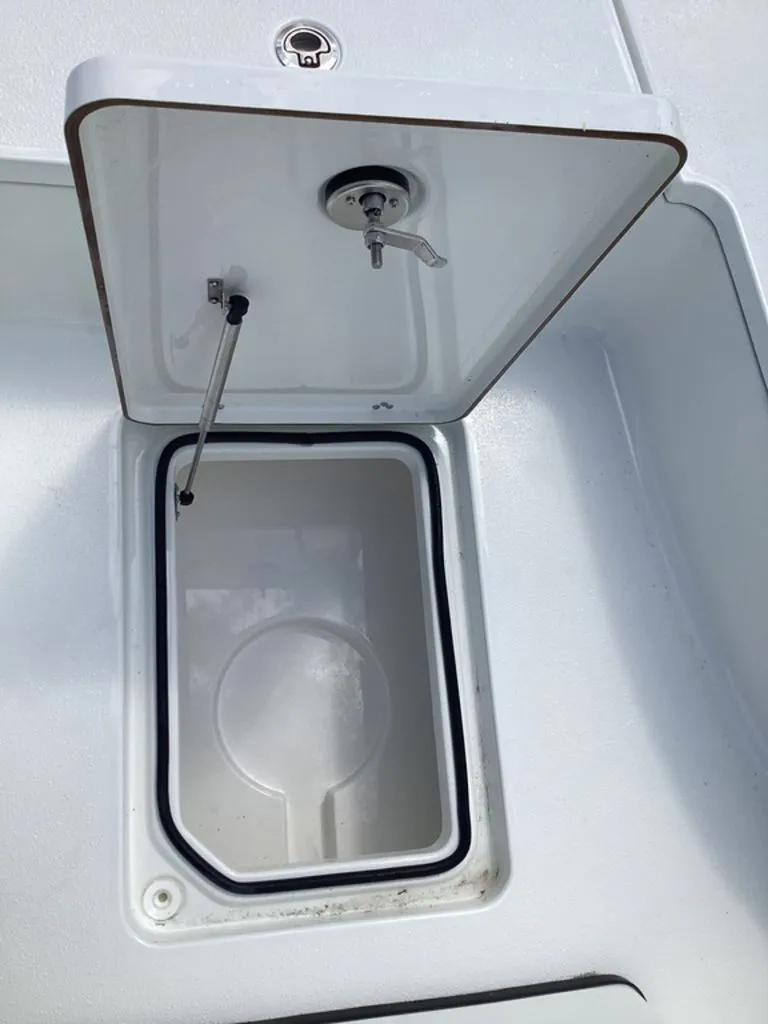 Slide: The Image of Blazer 675 2026 - 27