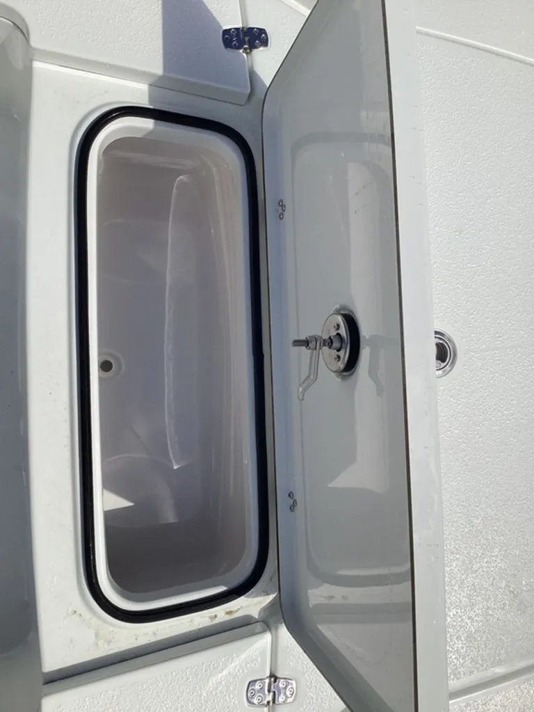 Slide: The Image of Blazer 675 2026 - 36