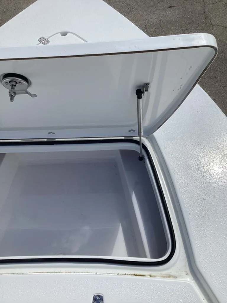 Slide: The Image of Blazer 675 2026 - 38