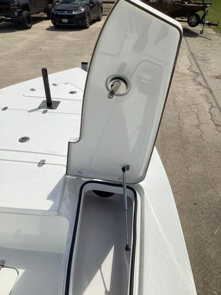 Slide: The Image of Blazer 675 2026 - 41