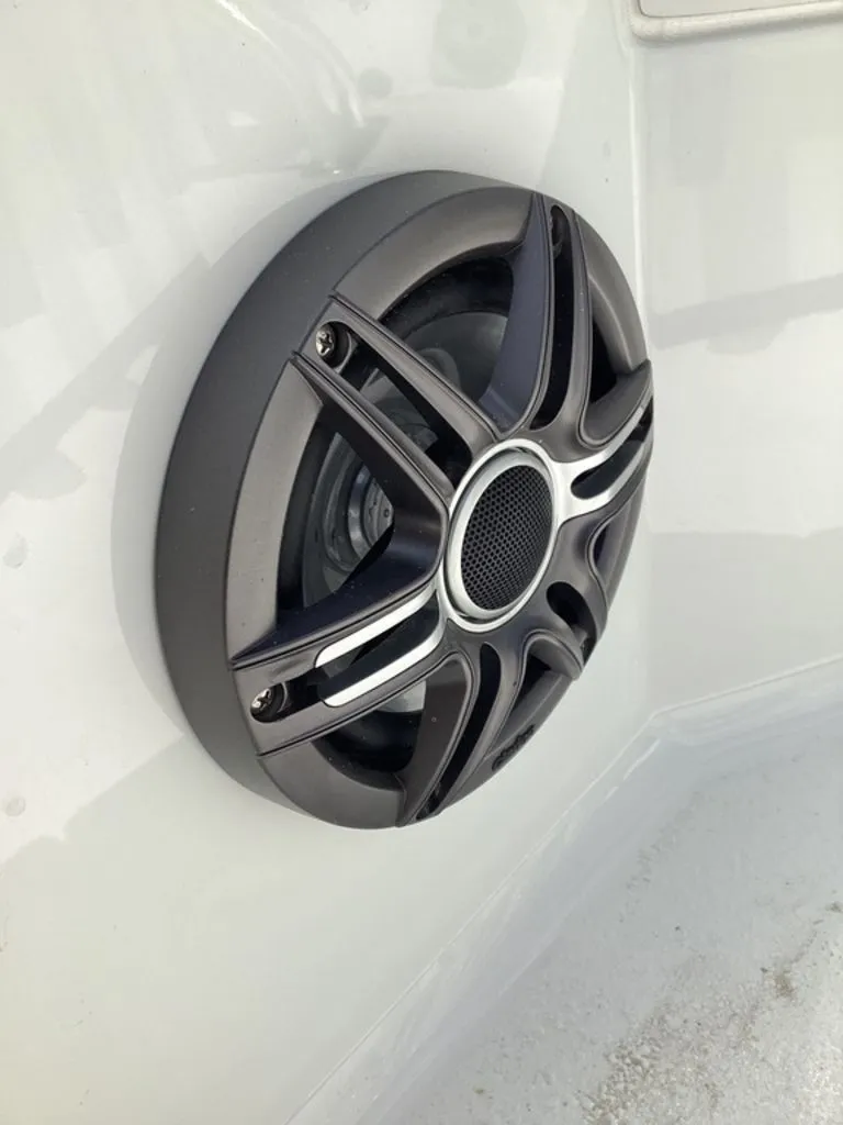 Slide: The Image of Blazer 675 2026 - 45