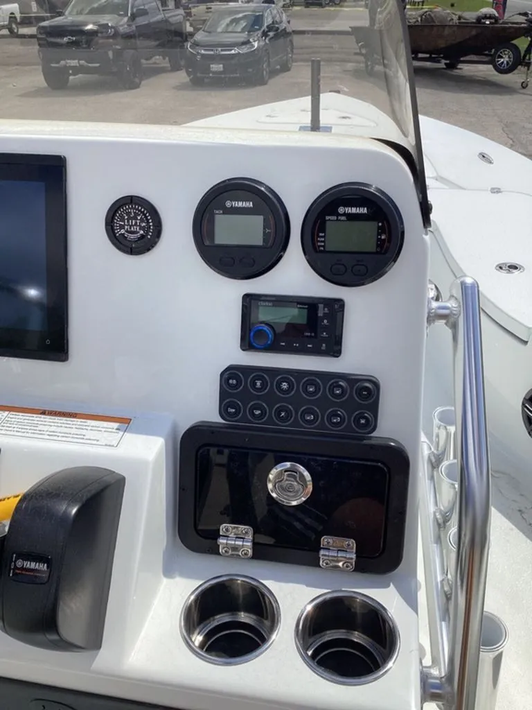 Slide: The Image of Blazer 675 2026 - 72