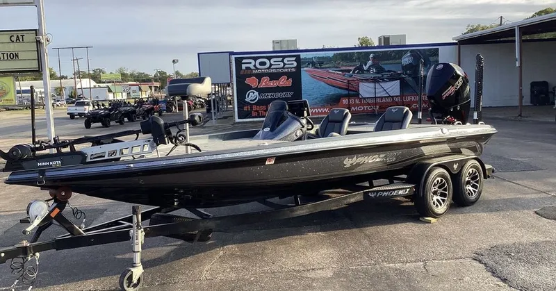 Slide: The Image of Phoenix Bass Boat 21 XE 2024 - 2