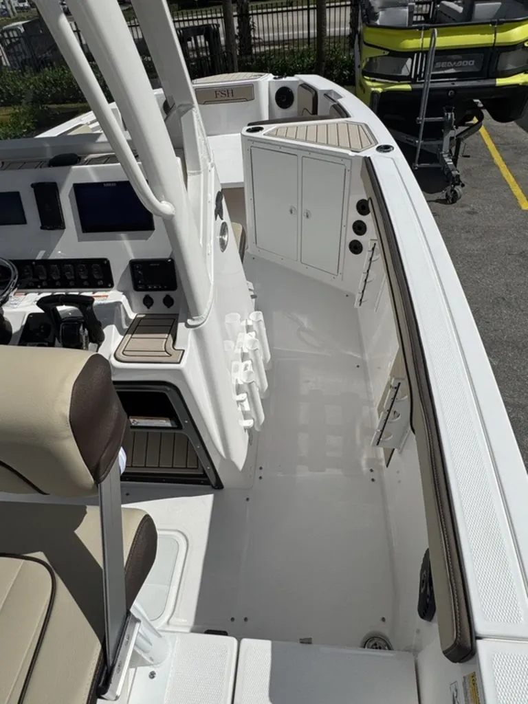 Slide: The Image of Yamaha 222 FSH Sport E 2026 - 16