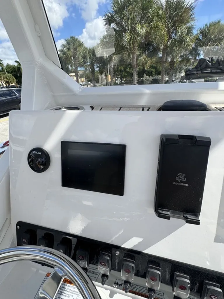 Slide: The Image of Yamaha 222 FSH Sport E 2026 - 20