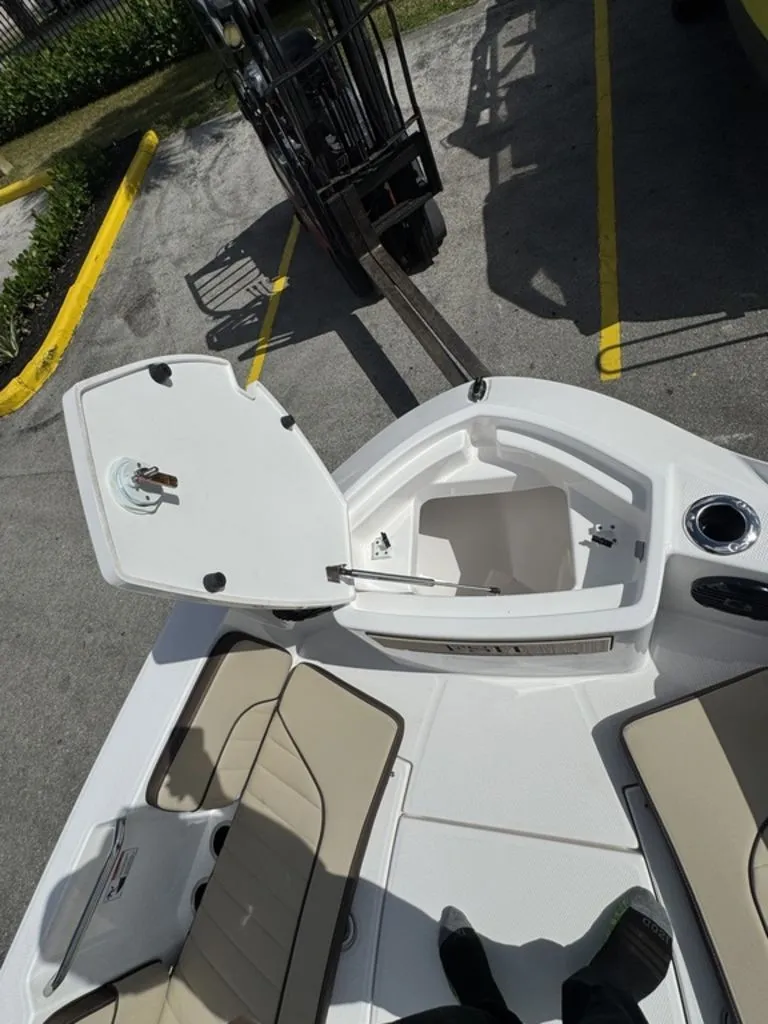 Slide: The Image of Yamaha 222 FSH Sport E 2026 - 30