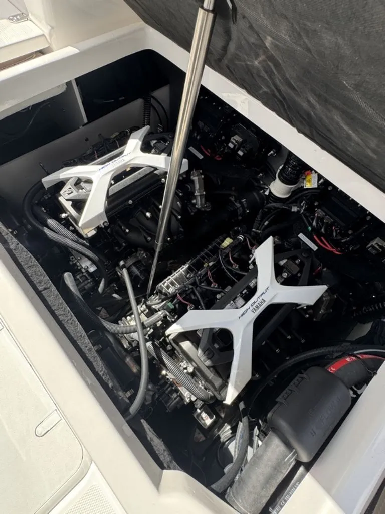 Slide: The Image of Yamaha 222 FSH Sport E 2026 - 35