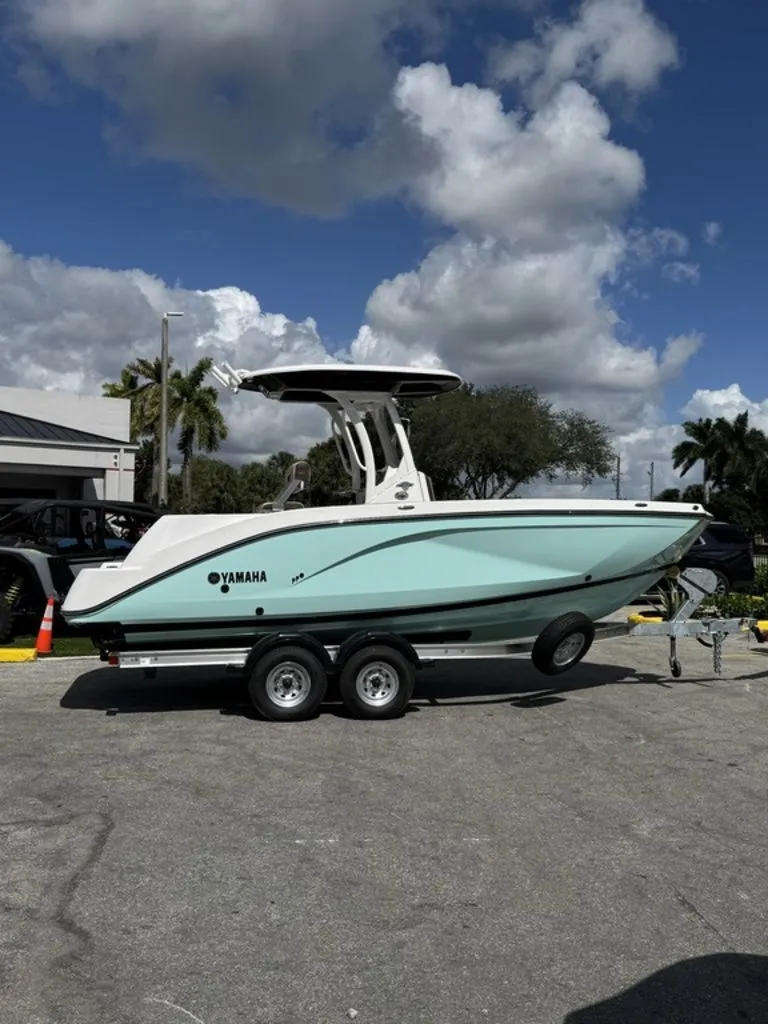 Slide: The Image of Yamaha 222 FSH Sport E 2026 - 7