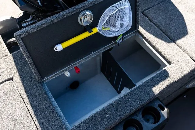 Slide: The Image of Lund 2075 Tyee Sport 2026 - 10