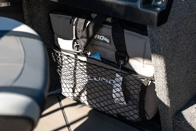 Slide: The Image of Lund 2075 Tyee Sport 2026 - 15