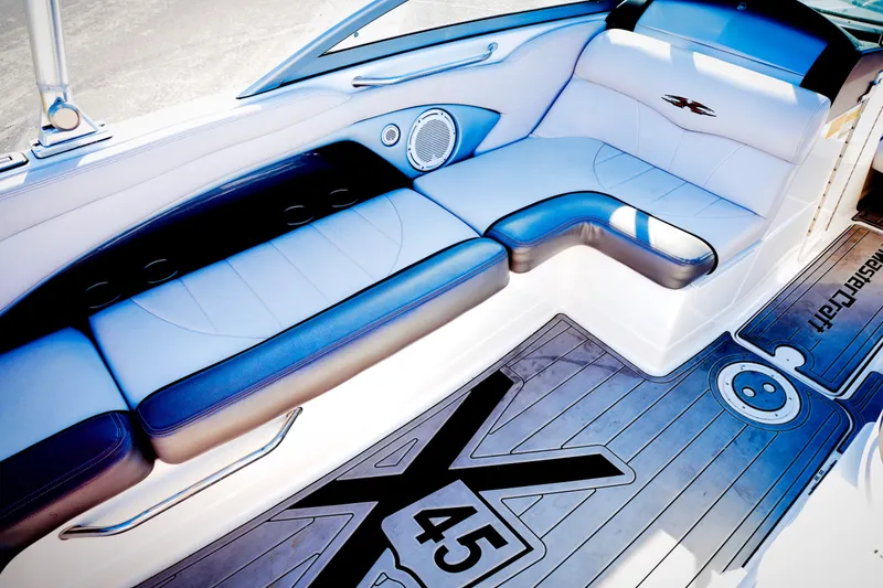 Slide: The Image of MasterCraft X-45 2005 - 18