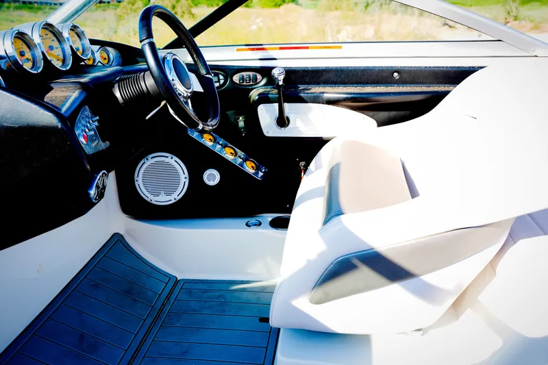 Slide: The Image of MasterCraft X-45 2005 - 30