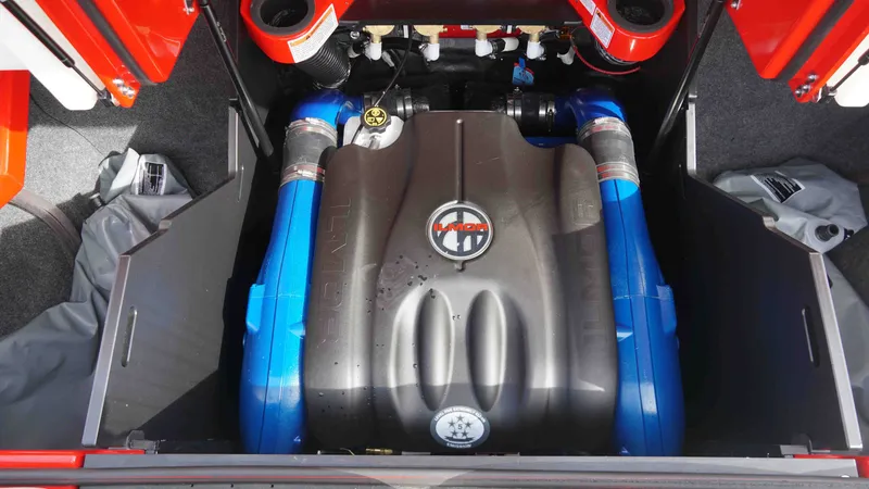 Slide: The Image of MasterCraft X24 2021 - 11