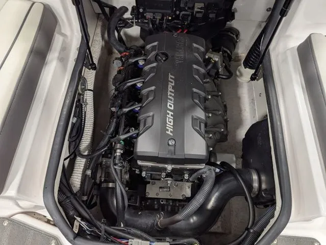 Slide: The Image of Yamaha AR190 2020 - 17