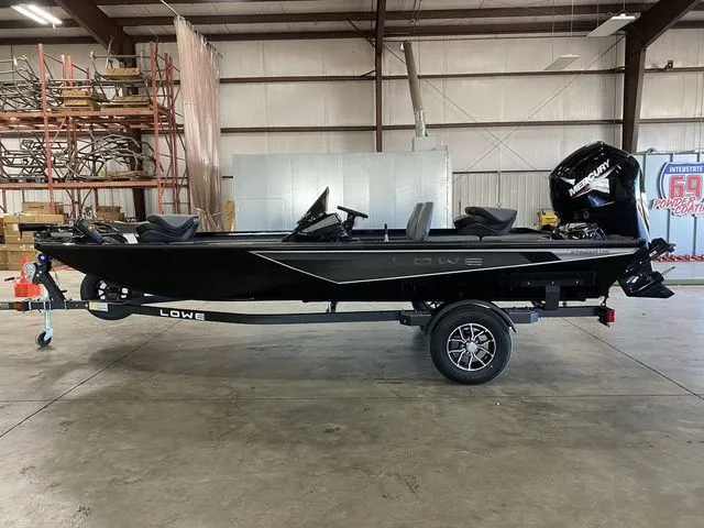 The Image of Lowe Stinger 175C 2026 - 1