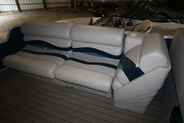 Slide: The Image of Sun Tracker SUNTRACKER PARTY BARGE 20 1994 - 5