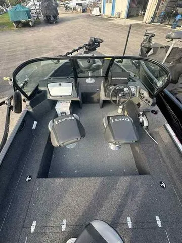 Slide: The Image of Lund 1650 Rebel XL Sport 2025 - 2