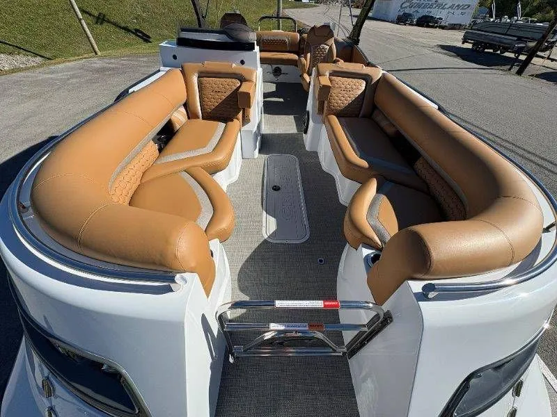 Slide: The Image of Crest Savannah 250 SLSC 2022 - 17