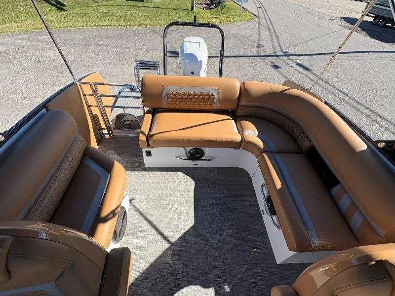 Slide: The Image of Crest Savannah 250 SLSC 2022 - 45