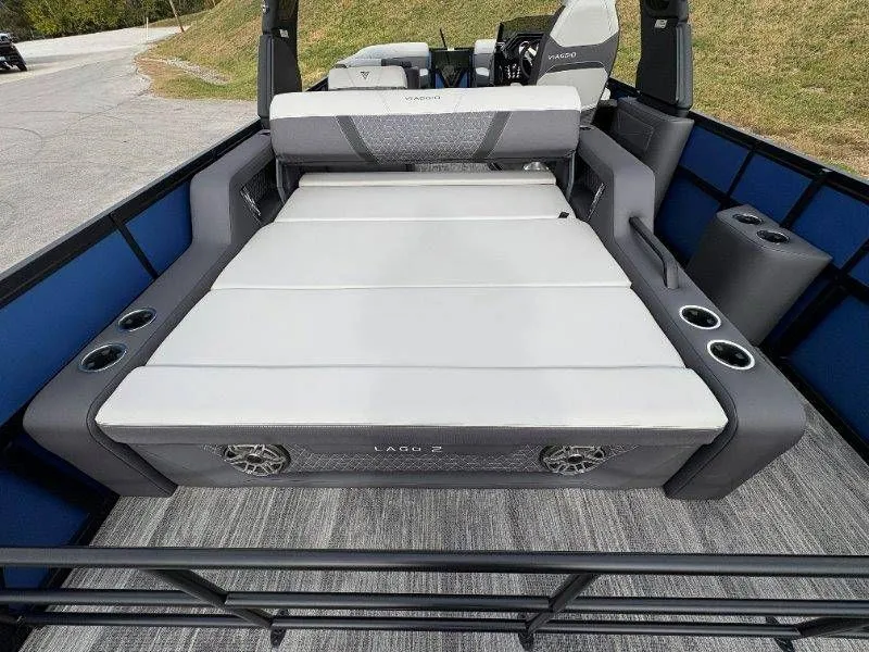 Slide: The Image of Viaggio Lago Z24S 2026 - 28