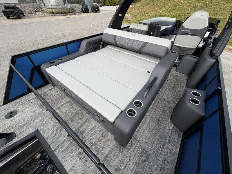 Slide: The Image of Viaggio Lago Z24S 2026 - 29