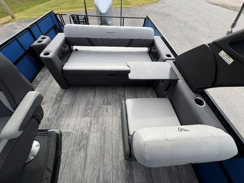 Slide: The Image of Viaggio Lago Z24S 2026 - 30