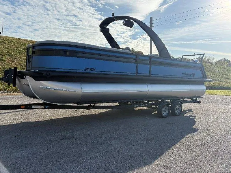 Slide: The Image of Viaggio Lago Z24S 2026 - 41