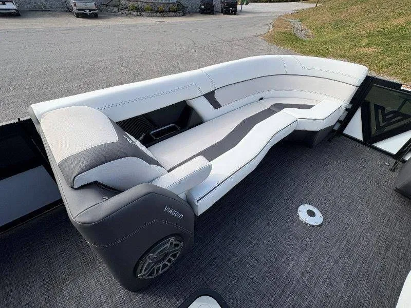 Slide: The Image of Viaggio Diamante D24S CC 2026 - 20