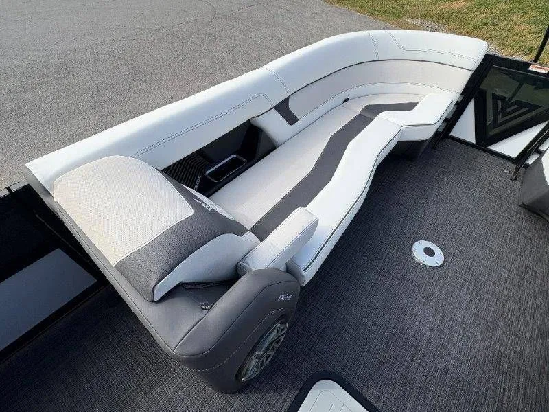 Slide: The Image of Viaggio Diamante D24S CC 2026 - 21