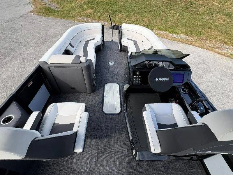 Slide: The Image of Viaggio Diamante D24S CC 2026 - 22