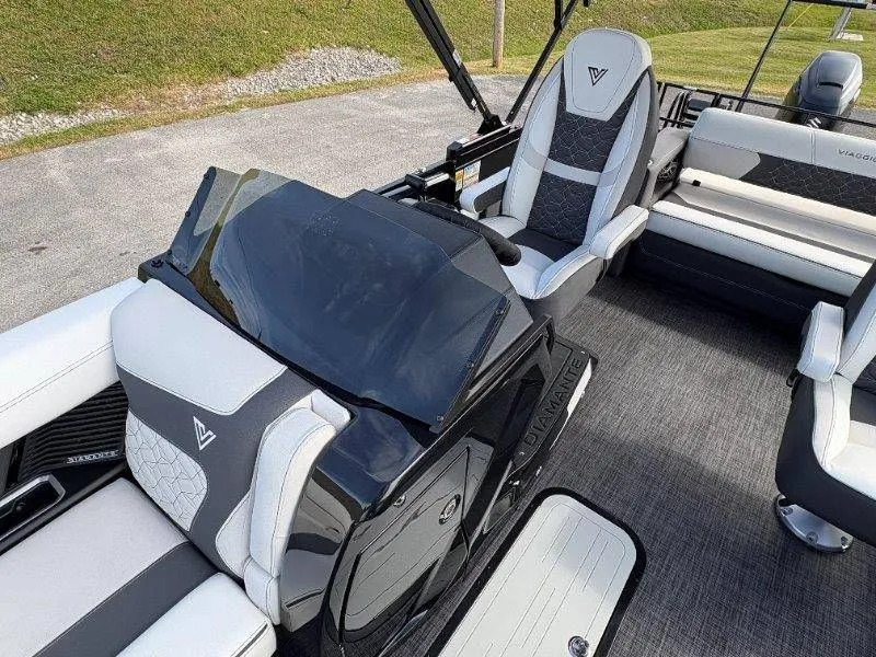 Slide: The Image of Viaggio Diamante D24S CC 2026 - 35