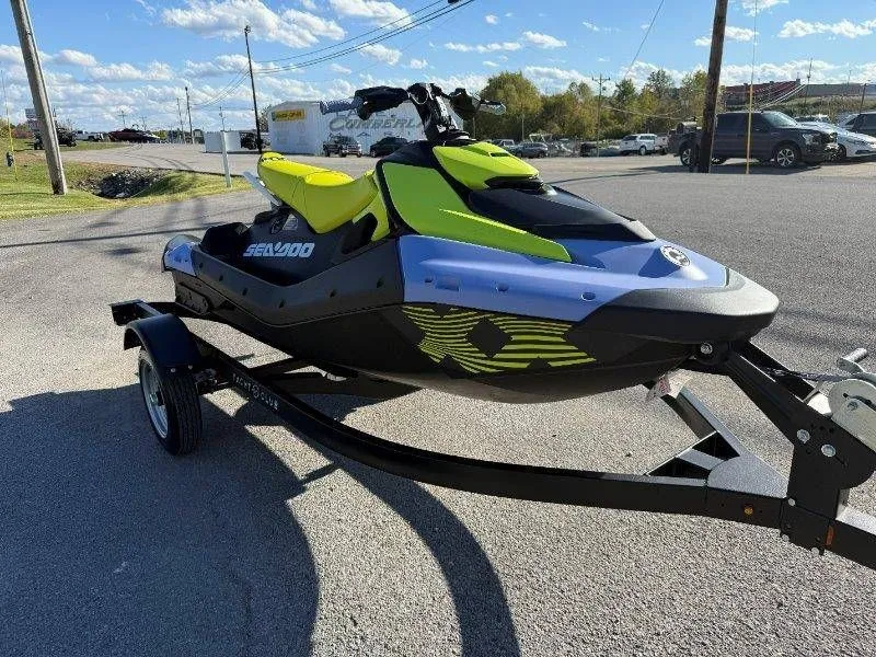 Slide: The Image of Sea-Doo Spark Trixx 90 3UP 2024 - 23