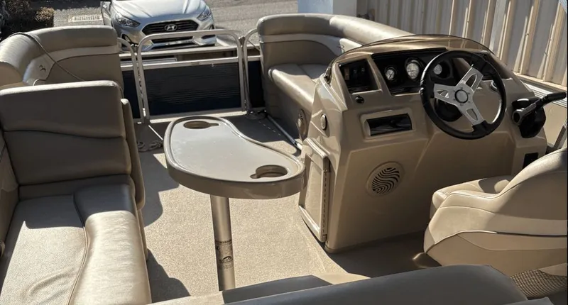 Slide: The Image of Bennington 20SLX 2014 - 3