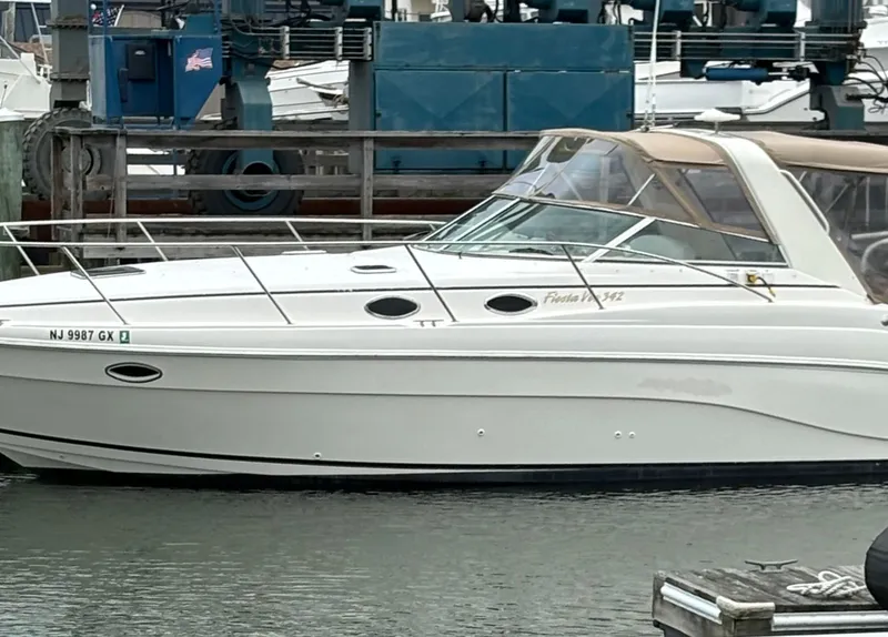 The Image of Rinker Fiesta Vee 342 2003 - 0