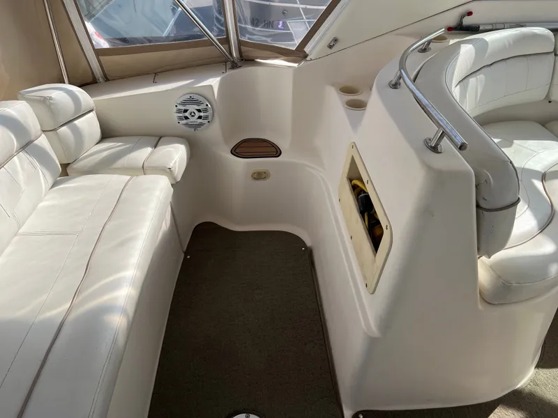 Slide: The Image of Rinker Fiesta Vee 342 2003 - 8