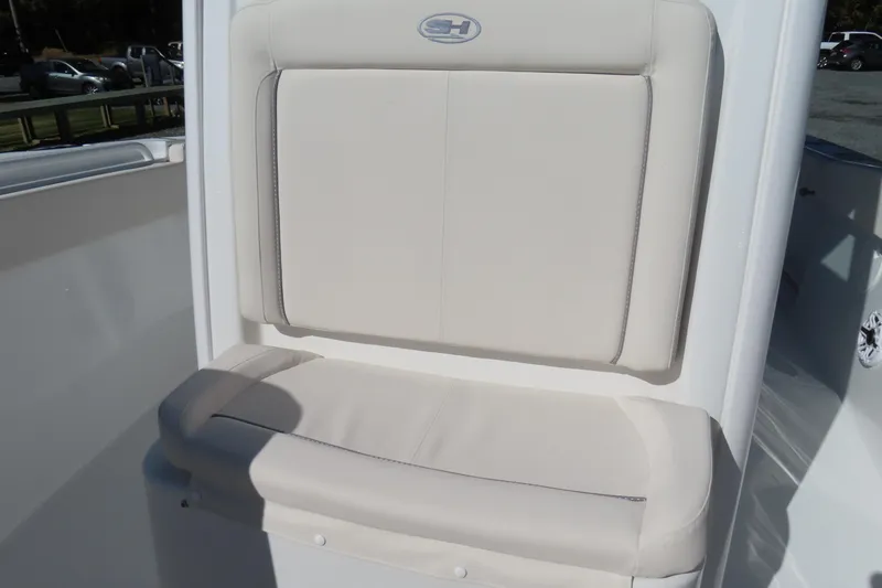 Slide: The Image of 2025 Sea Hunt Gamefish 27 Forward Seating, beige cushioned seat detail. - 7