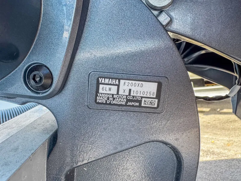 Slide: The Image of Sea Hunt Ultra 229 2026 - 11