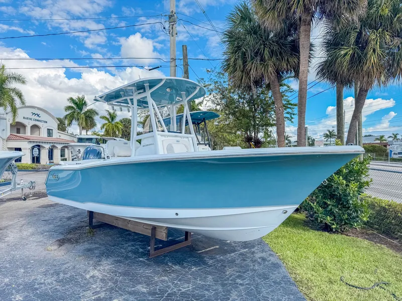 Slide: The Image of Sea Hunt Ultra 229 2026 - 2