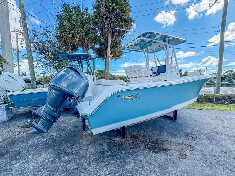 Slide: The Image of Sea Hunt Ultra 229 2026 - 4