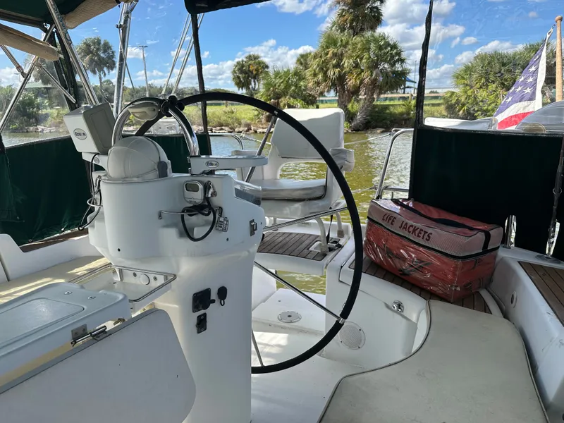 Slide: The Image of Beneteau Oceanis Clipper 423 2004 - 4