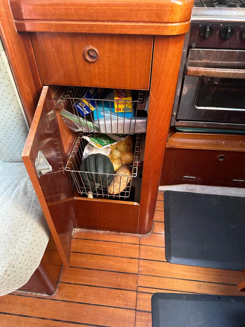 Slide: The Image of Beneteau Oceanis Clipper 423 2004 - 41