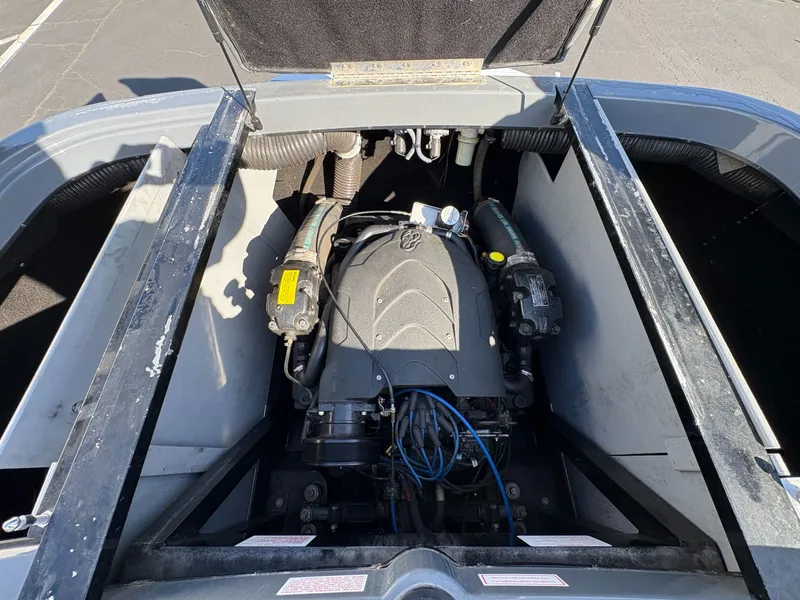 Slide: The Image of Centurion SV240 ENZO 2007 - 12